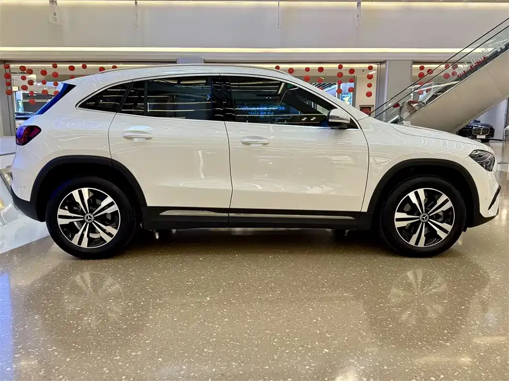 Mercedes-Benz GLA 2024 из CN, фото 8