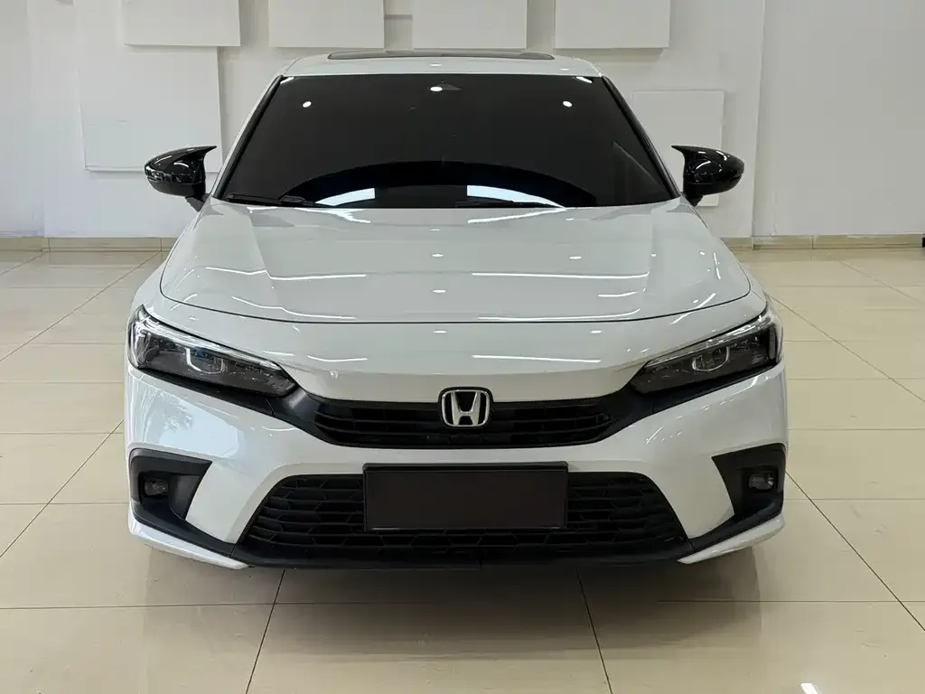 Honda Civic 2022 из CN, фото 2