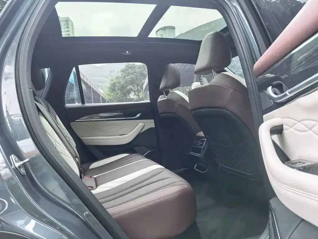 Geely Xingyue L 2022 из CN, фото 6