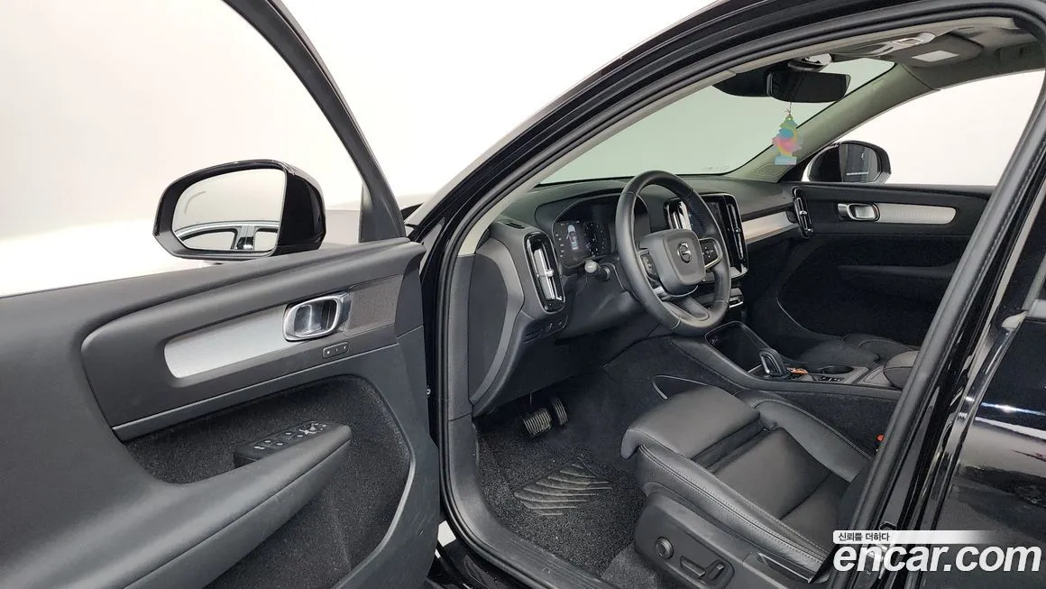 Volvo XC40 2021 из KR, фото 10