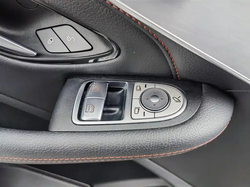 Mercedes-Benz C-Class (Import) — фото 9