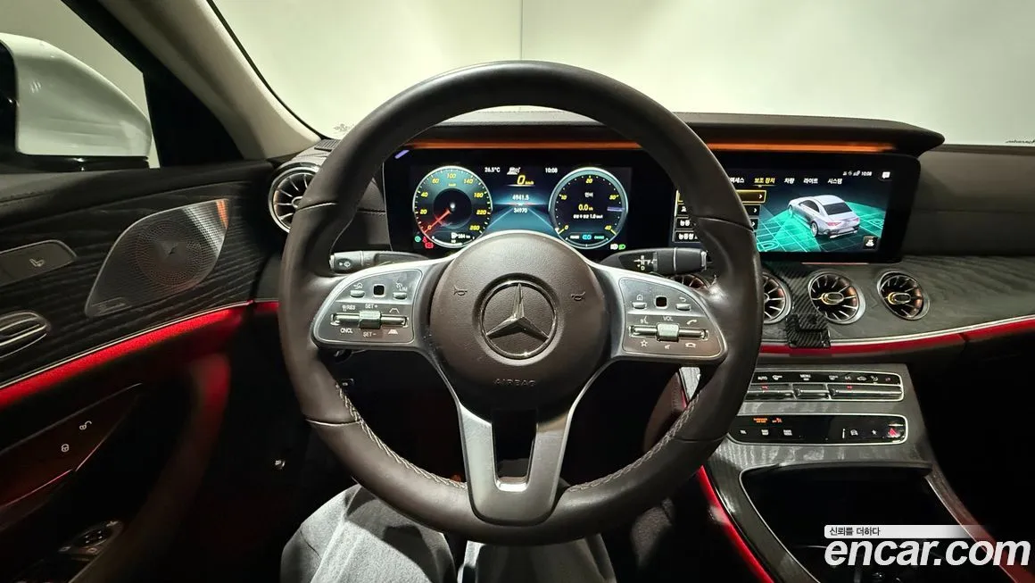 Mercedes-Benz CLS-Class — фото 10