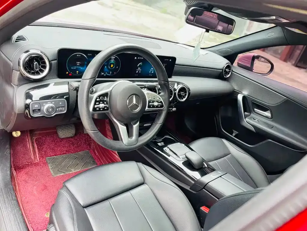 Mercedes-Benz A-Class 2023 из CN, фото 5