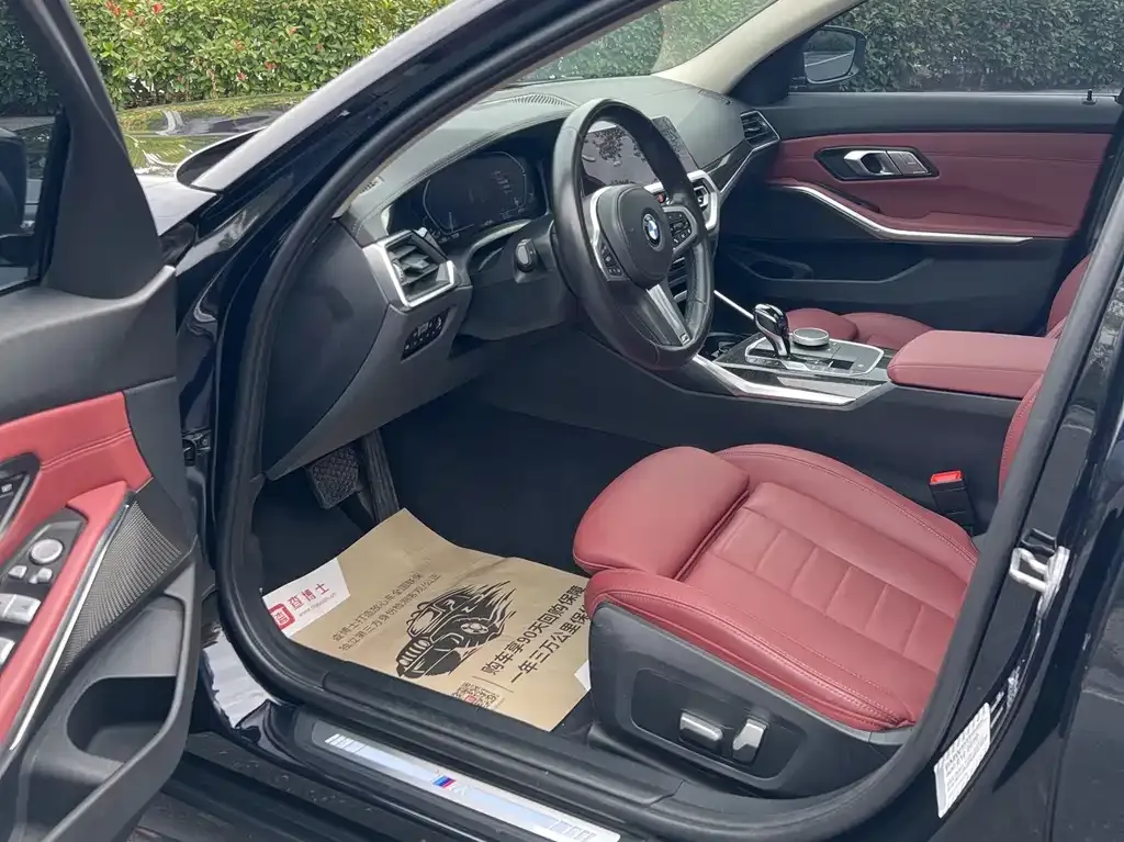 BMW 3 Series 2021 из CN, фото 4