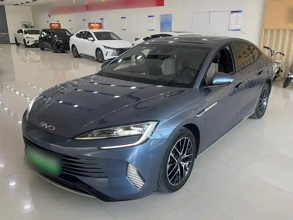 BYD Seal — фото 1