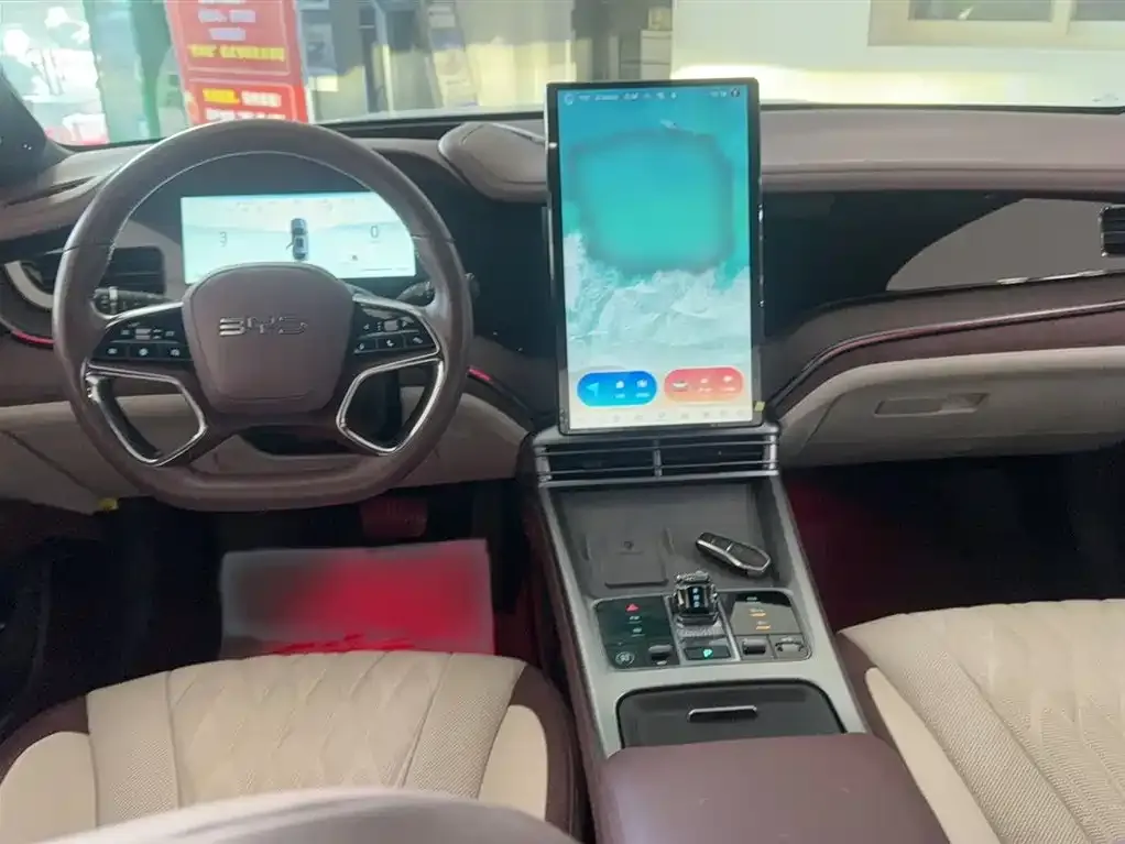 BYD Seal — фото 10