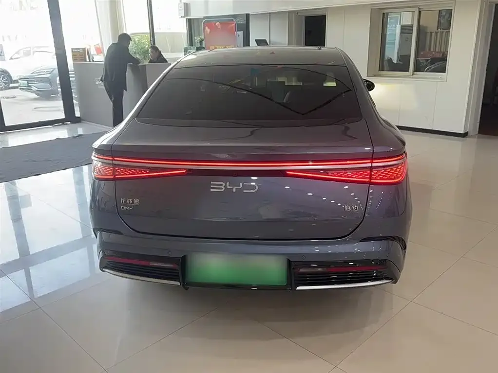 BYD Seal — фото 6