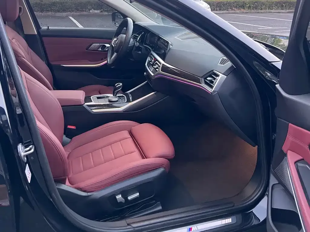 BMW 3 Series 2021 из CN, фото 6