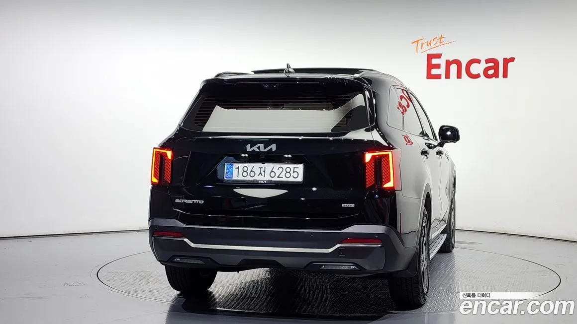 Kia Sorento — фото 4