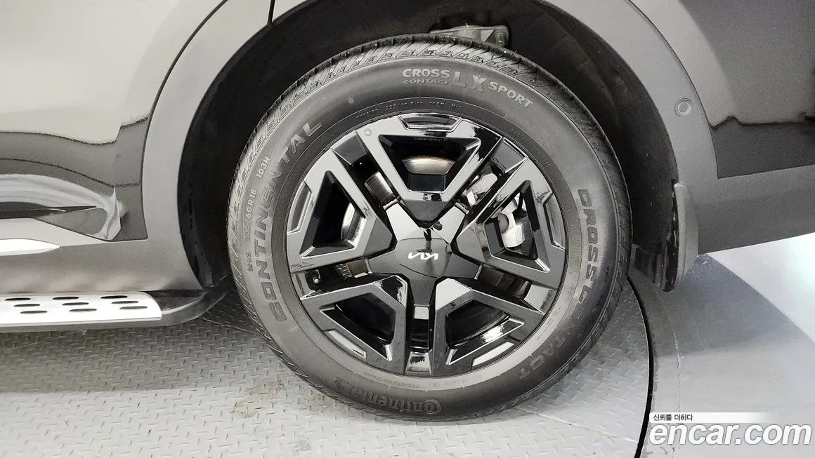 Kia Sorento — фото 5