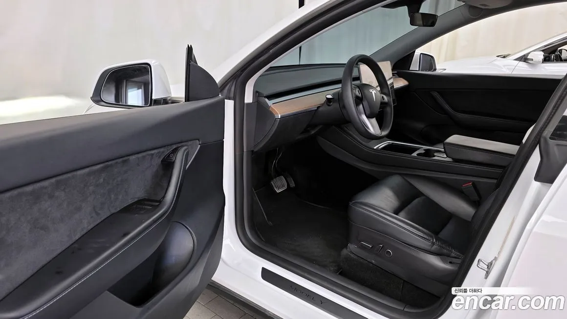 Tesla Model Y 2021 из KR, фото 10