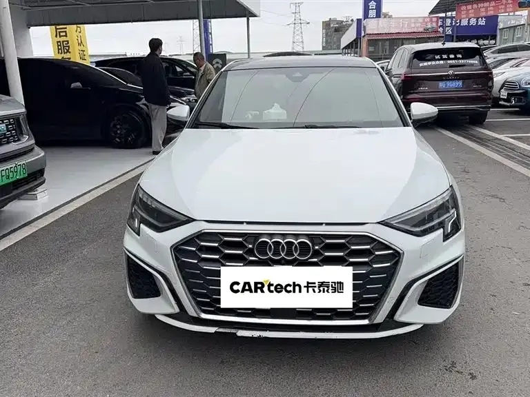 Audi A3 2022 из CN, фото 2