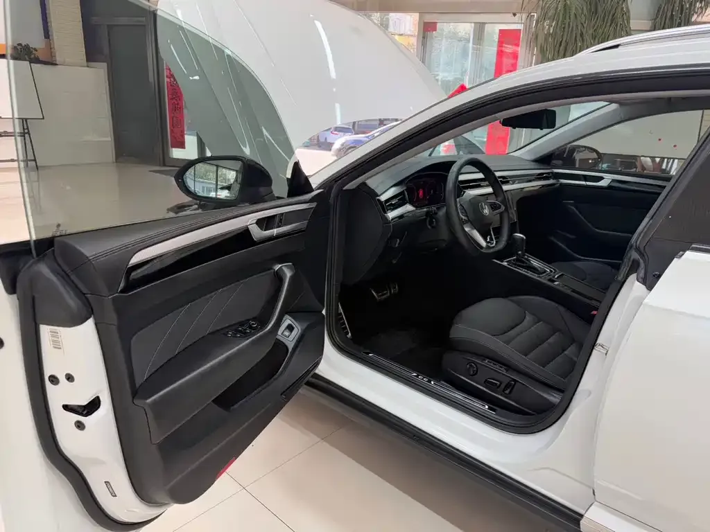 Volkswagen CC 2021 из CN, фото 8