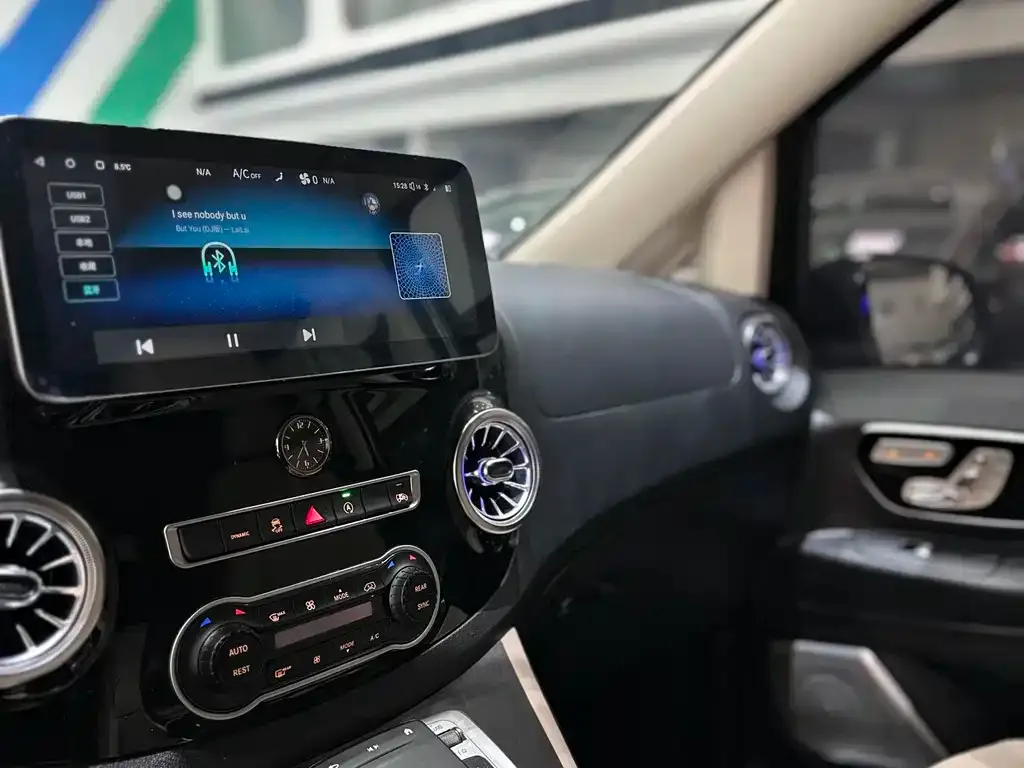 Mercedes-Benz Vito 2022 из CN, фото 8