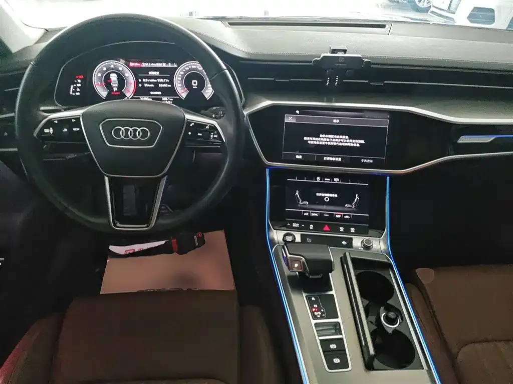 Audi A6L 2022 из CN, фото 10