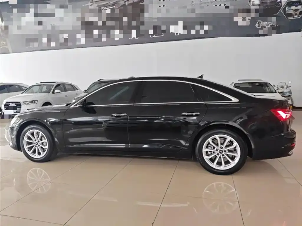 Audi A6L 2022 из CN, фото 5
