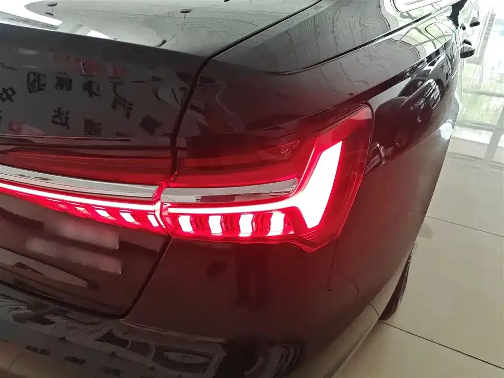 Audi A6L 2022 из CN, фото 8