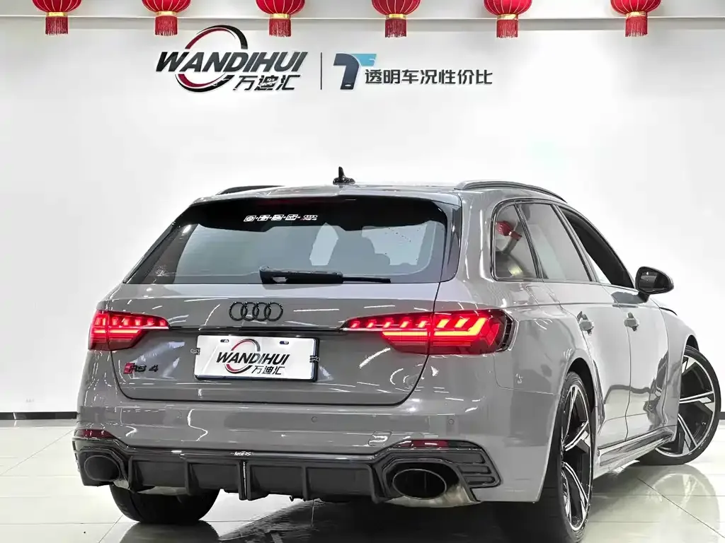 Audi RS 4 2024 из CN, фото 9