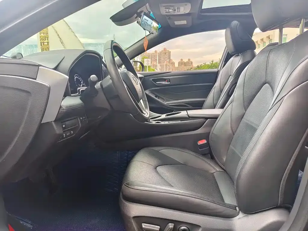 Toyota Avalon 2022 из CN, фото 4