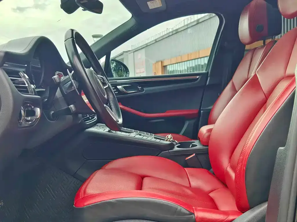 Porsche Macan 2021 из CN, фото 5