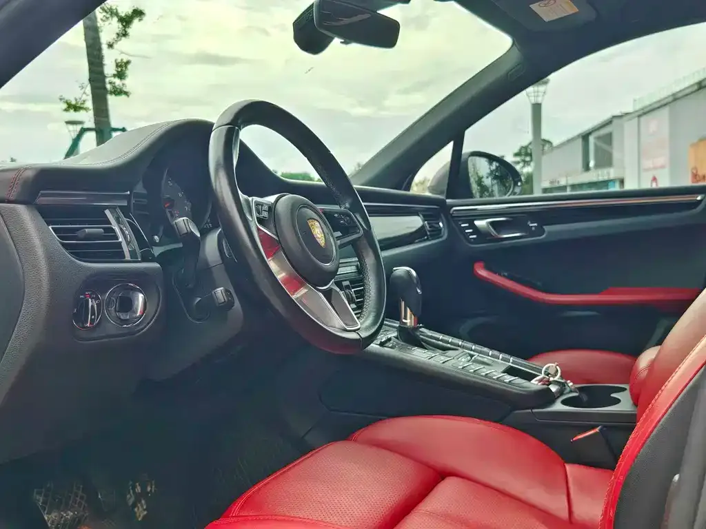 Porsche Macan 2021 из CN, фото 6