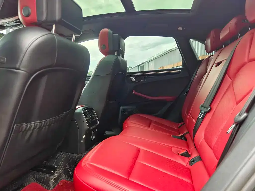 Porsche Macan 2021 из CN, фото 7