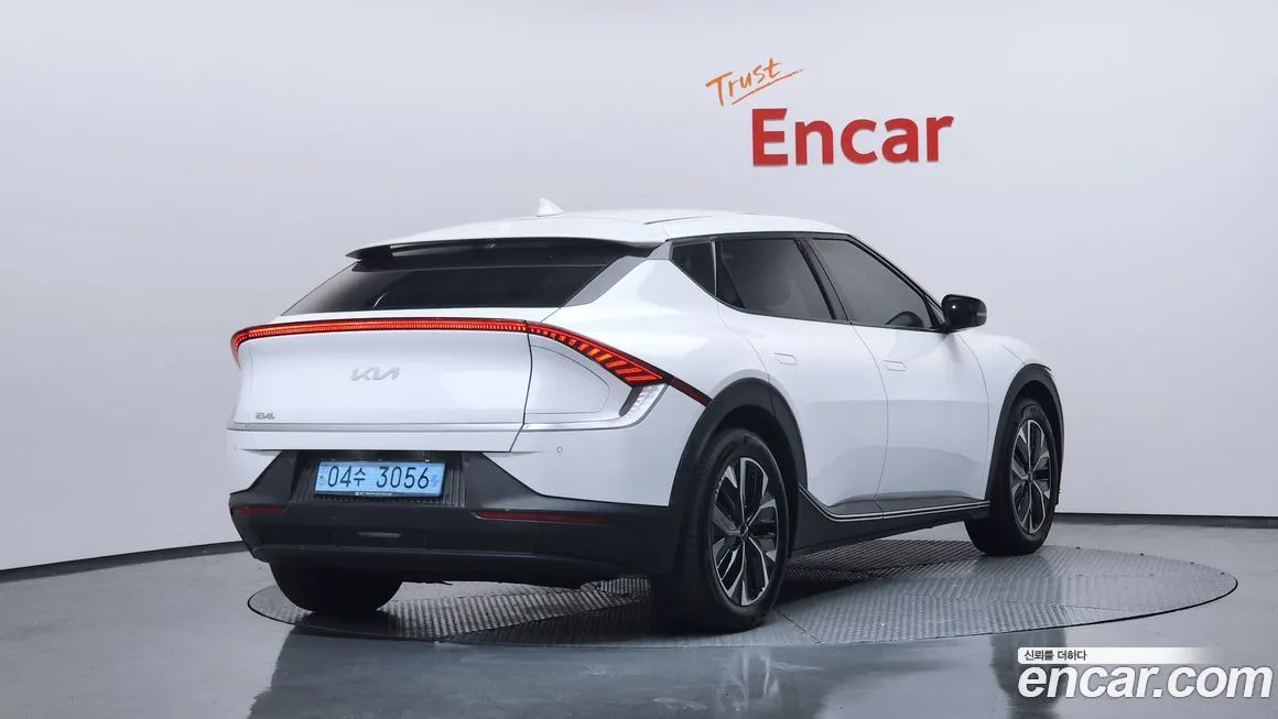 Kia EV6 2022 из KR, фото 2