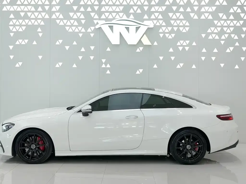 [object Object] E-Class (Import) 2021 из CN, фото 3