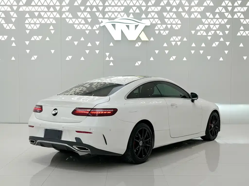 [object Object] E-Class (Import) 2021 из CN, фото 4