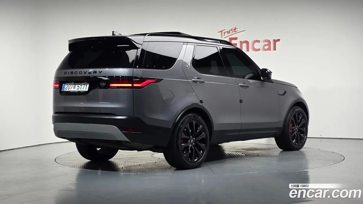 Land Rover Discovery 2023 из KR, фото 2