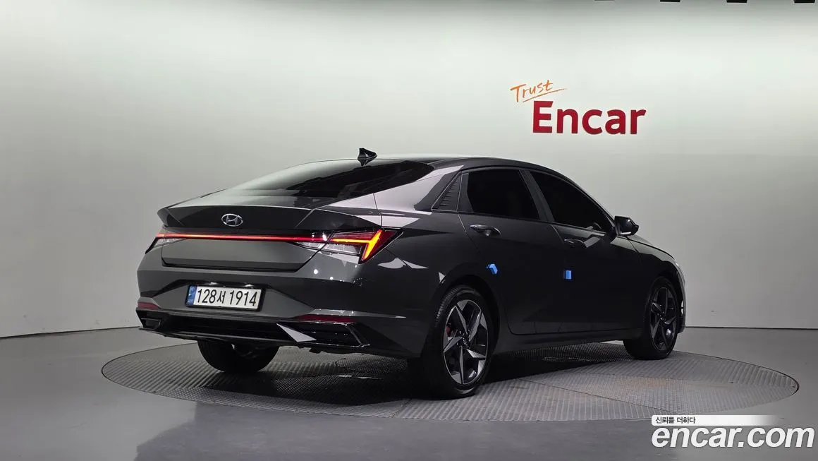 Hyundai AVANTE 2021 из KR, фото 2