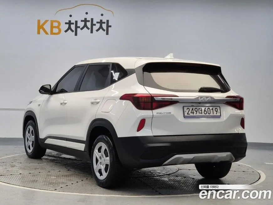 Kia Seltos 2023 из KR, фото 2
