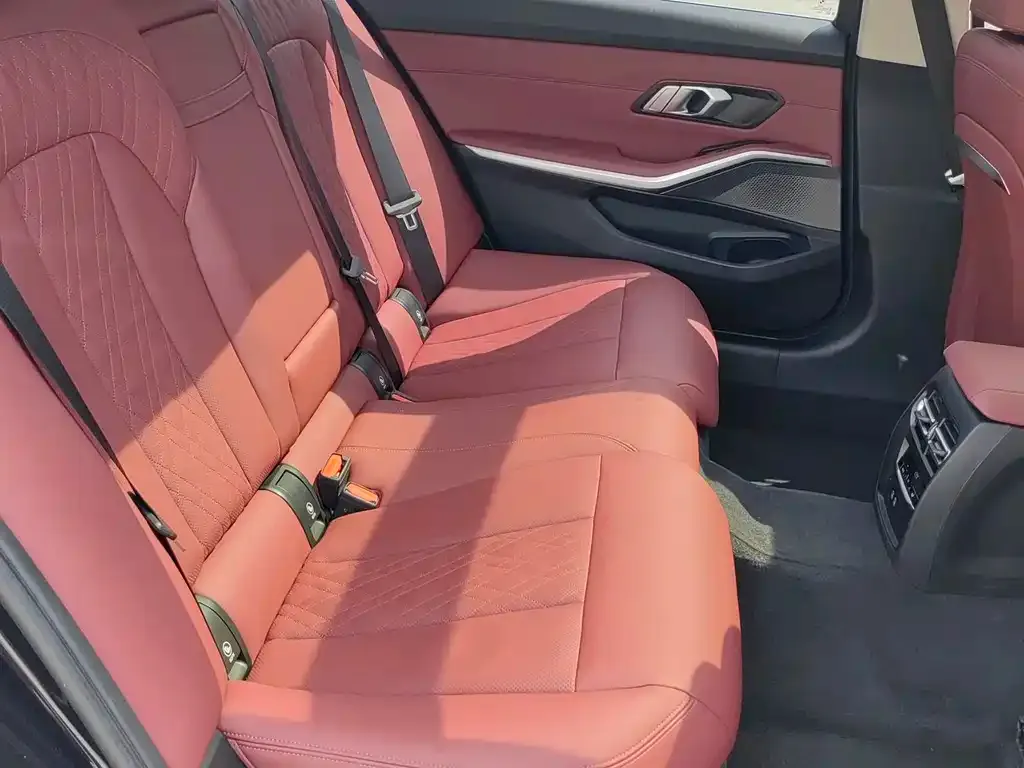BMW 3 Series — фото 10
