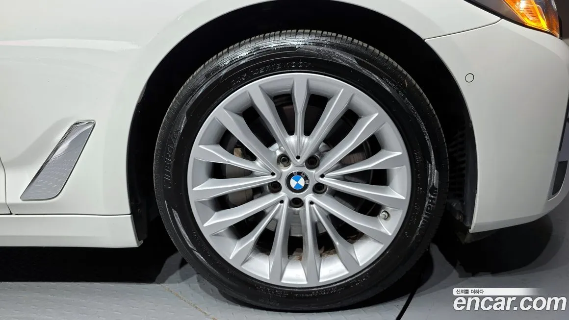 BMW 5-Series 2021 из KR, фото 5