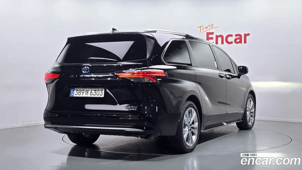 Toyota Sienna 2021 из KR, фото 2