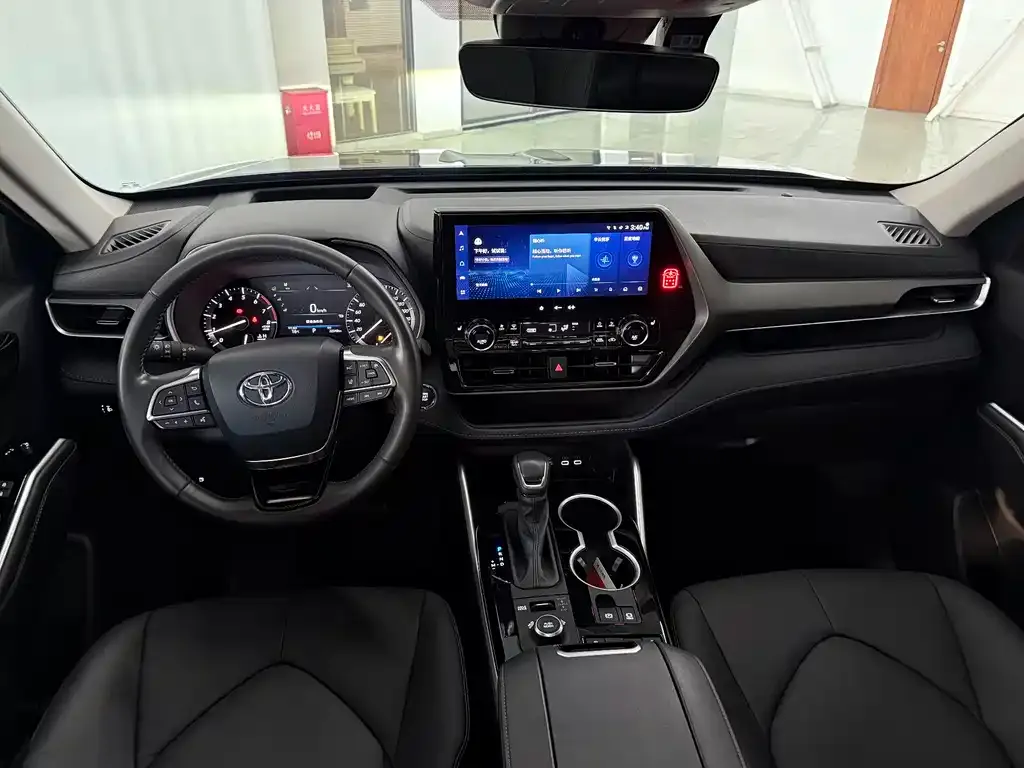 Toyota Highlander 2024 из CN, фото 8