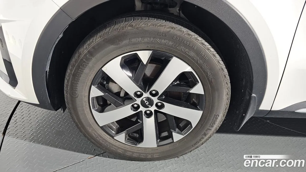 Kia Sorento — фото 5