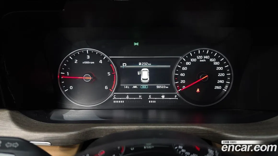 Kia Sorento — фото 8