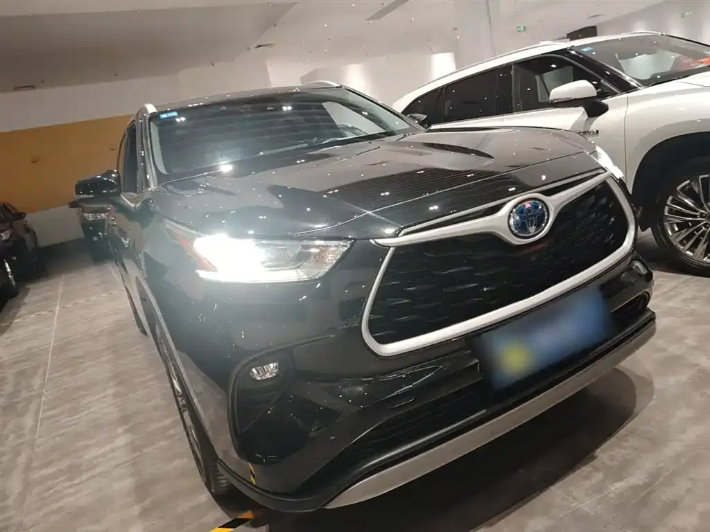 Toyota Highlander 2023 из CN, фото 4