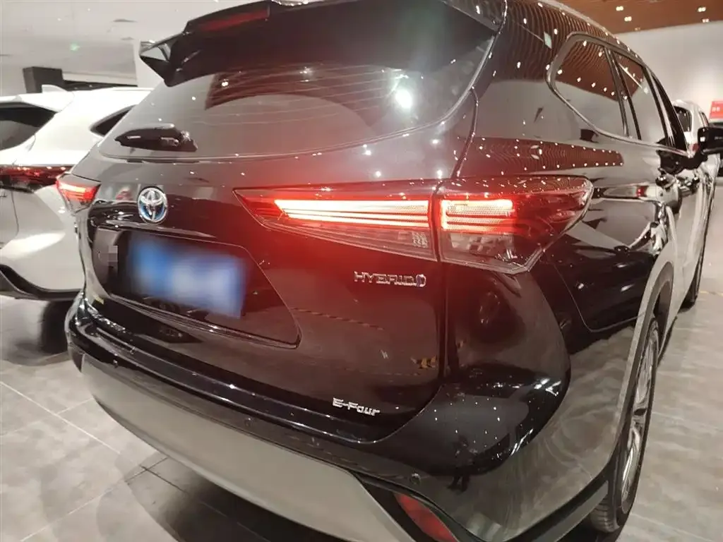 Toyota Highlander 2023 из CN, фото 7