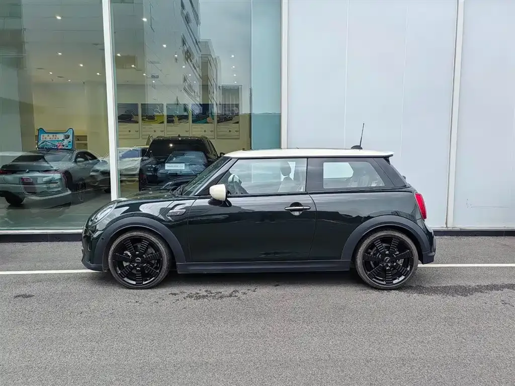 MINI Cooper (3-door) 2024 из CN, фото 5