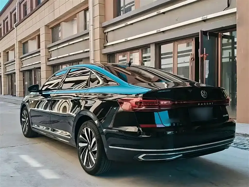 Volkswagen Passat 2021 из CN, фото 4