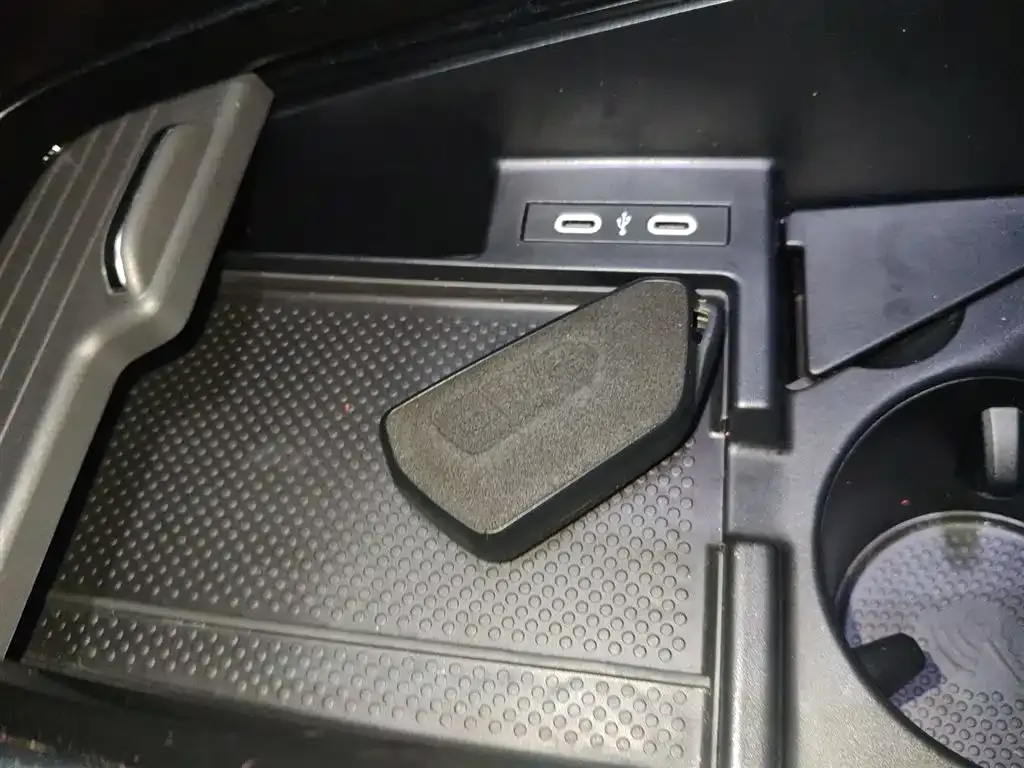 Volkswagen ID.4 X 2022 из CN, фото 9