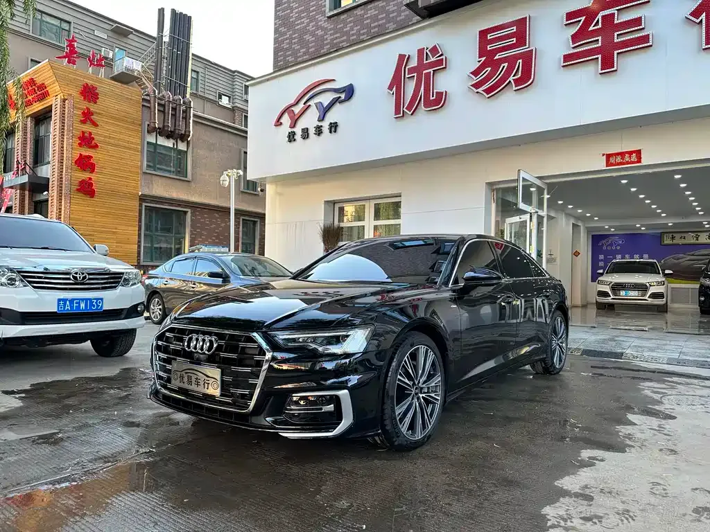 Audi A6L 2023 из CN, фото 1
