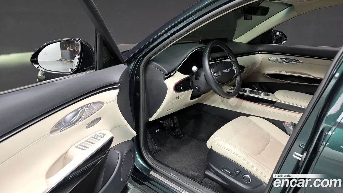 Genesis GV70 — фото 10