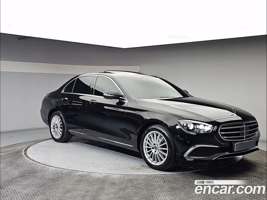 Mercedes-Benz E-Class 2021 из KR, фото 2