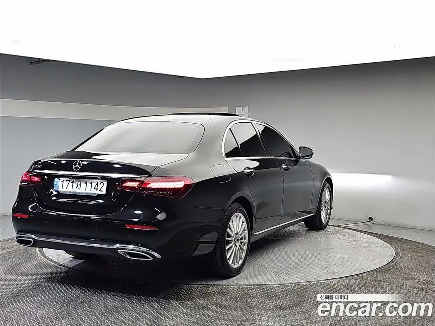 Mercedes-Benz E-Class 2021 из KR, фото 3
