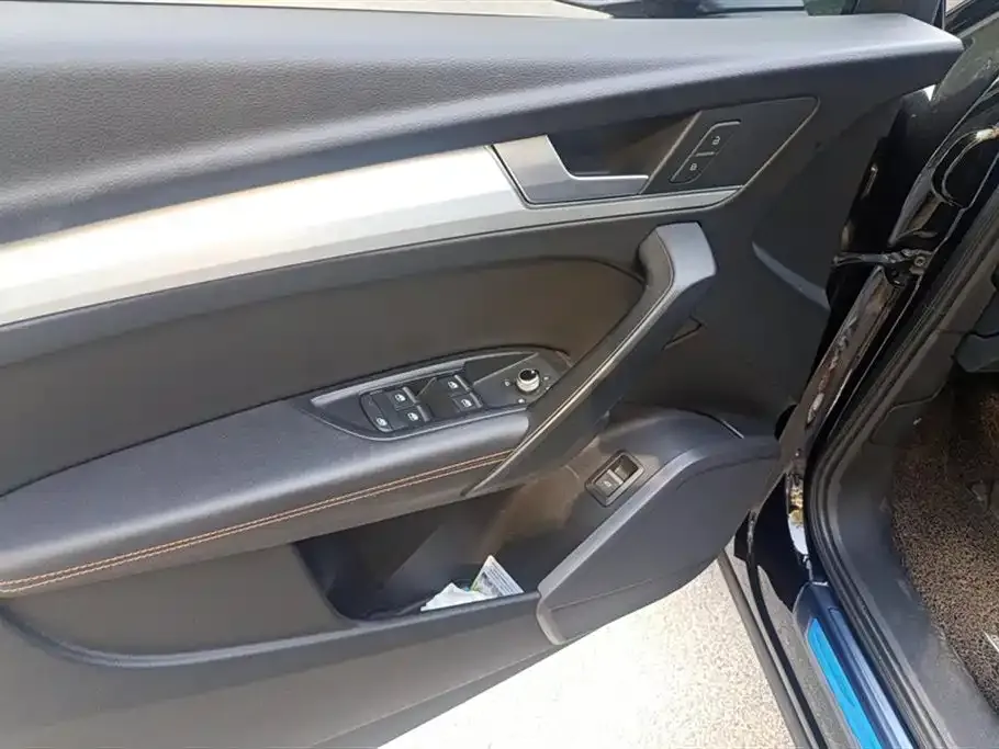 Audi Q5L 2021 из CN, фото 7