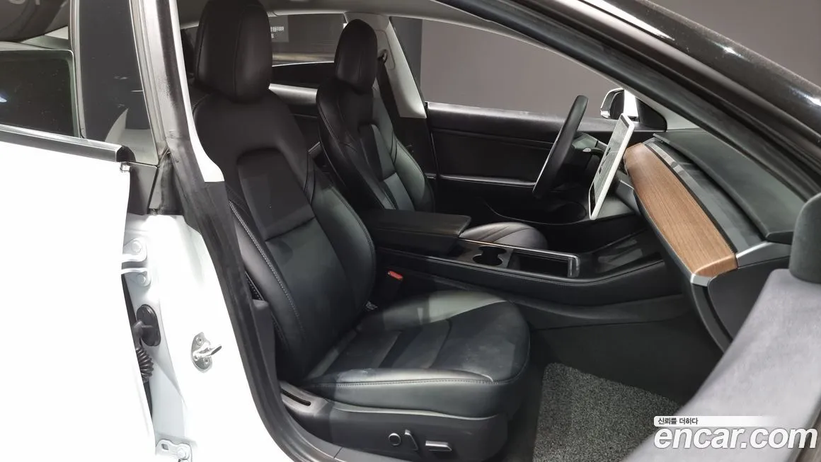 Tesla Model 3 2021 из KR, фото 10