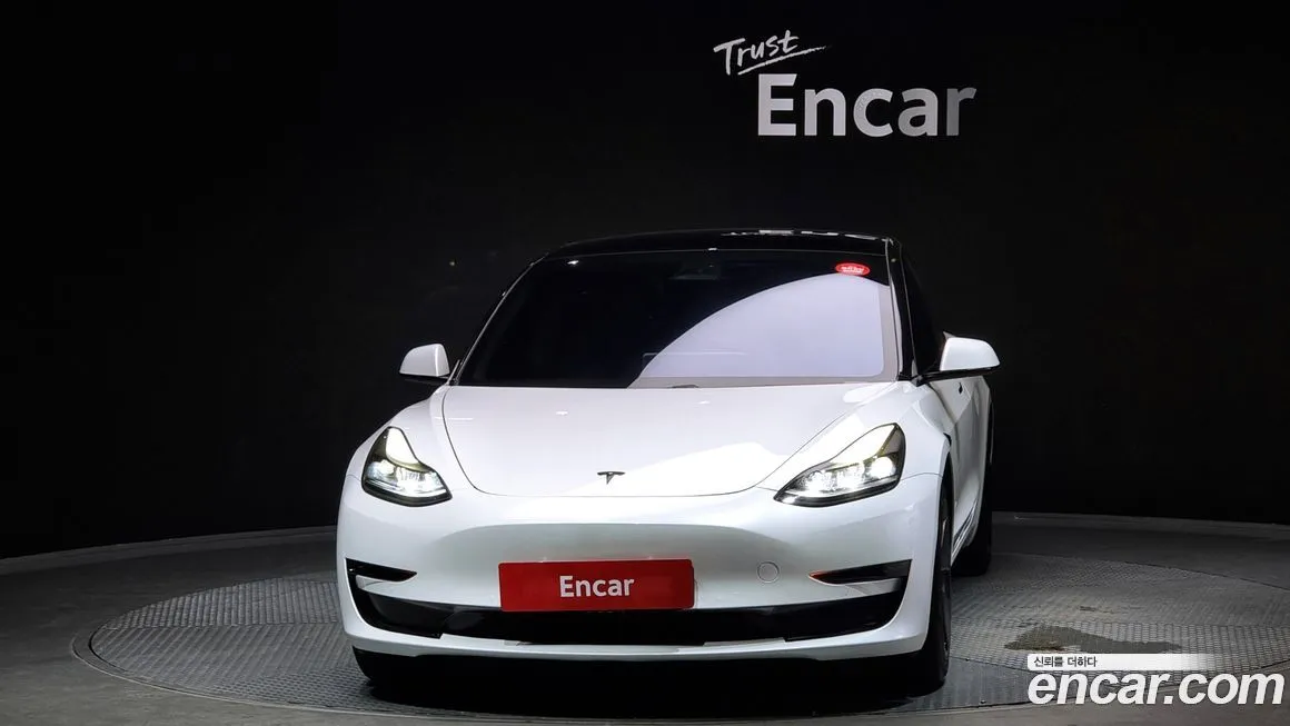 Tesla Model 3 2021 из KR, фото 3